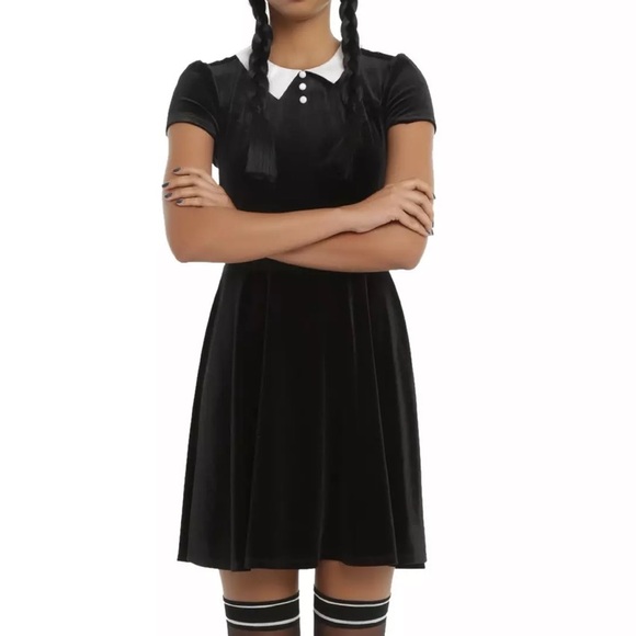 HOT TOPIC Black Velvet Dress with White Collar MD Women - Picture 2 of 9